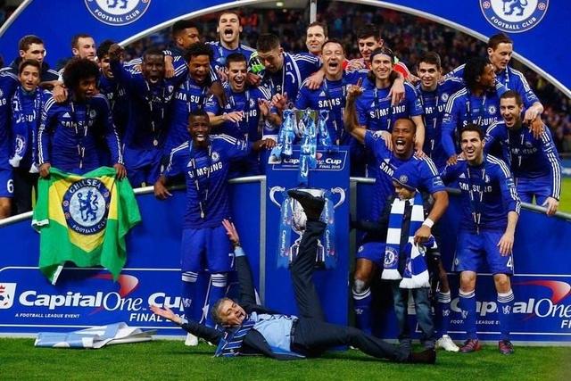 米切尔庆祝30岁生日，妻子在社媒送上祝福